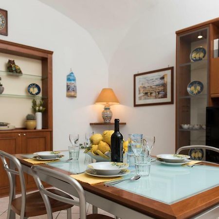 Casa Taiani Amalfi Coast Leilighet Vietri Eksteriør bilde