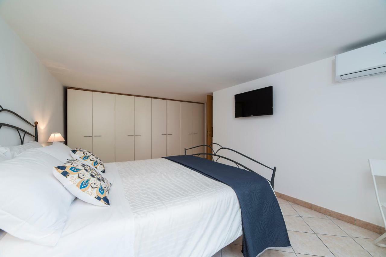 Casa Taiani Amalfi Coast Leilighet Vietri Eksteriør bilde